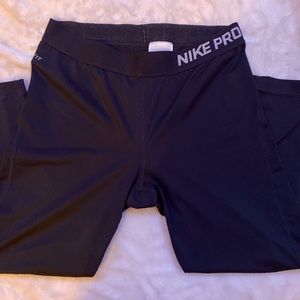 Nike pro capri leggings dry-fit cropped leggings
